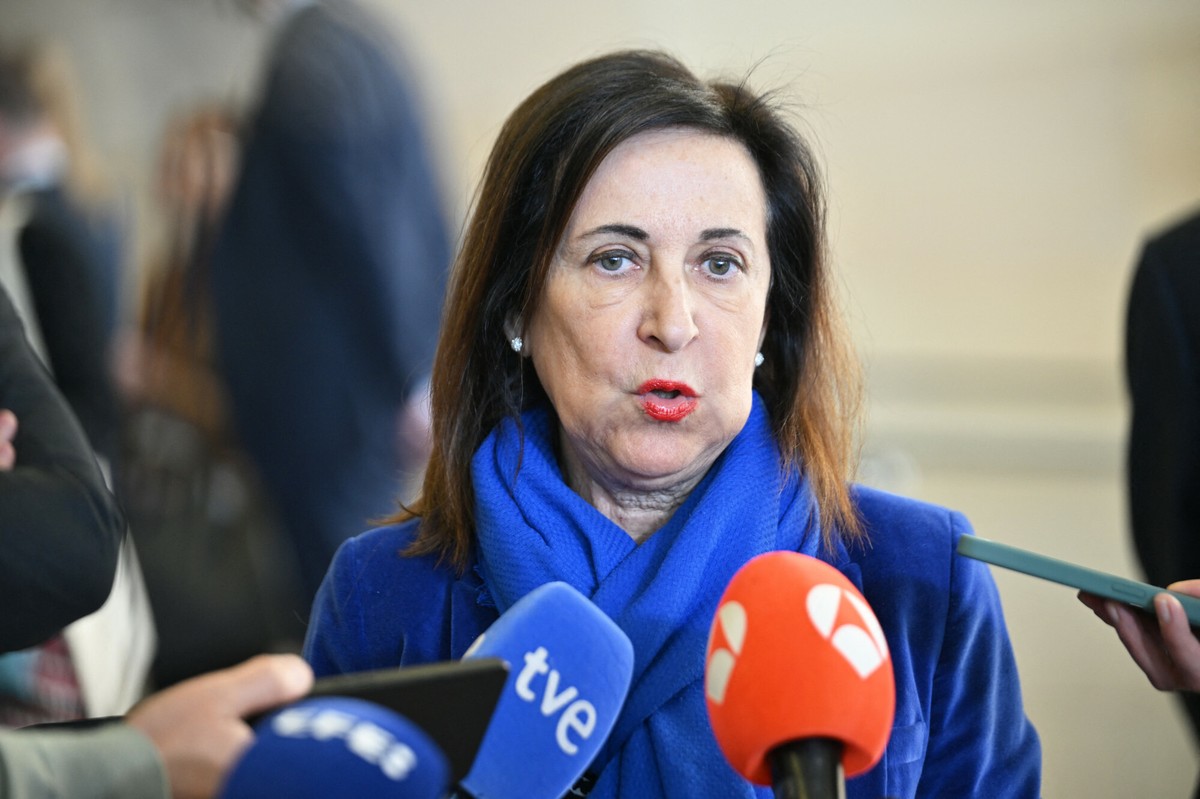 Zakłócenia GPS nad Bałtykiem. Samolot z szefową MON Hiszpanni miał problem