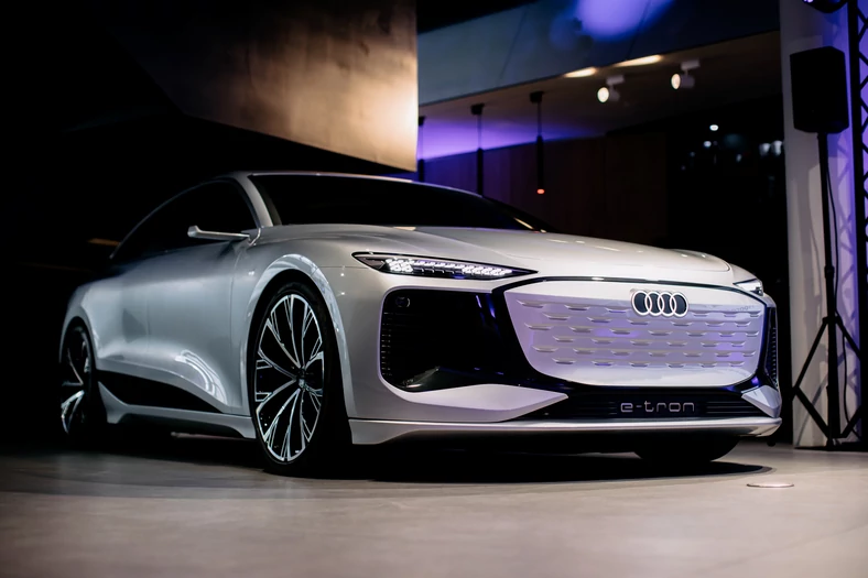 Audi A6 Sportback e-tron concept