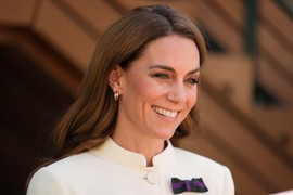 Kejt prekršila SVETO PRAVILO na Vimbldonu i ispala NAJVEĆI ČOVEK! Svi gledaju šta je uradila kada je sišla na teren i KRALJICU VELIKOG SRCA SVET SLAVI: Sedela uz teniserku koja je navijala da NOVAK DANAS IGRA U FINALU