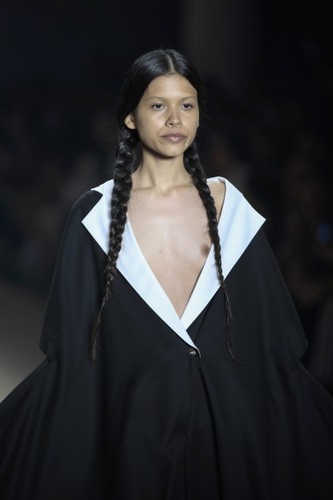 Pokaz kolekcji Amapo na Sao Paulo Fashion Week 2017