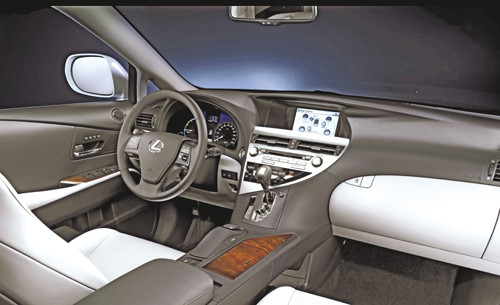 Lexus RX 450h - Oszczędność  w innym wymiarze