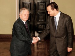 Sikorski mianuje prezydenckiego ambasadora