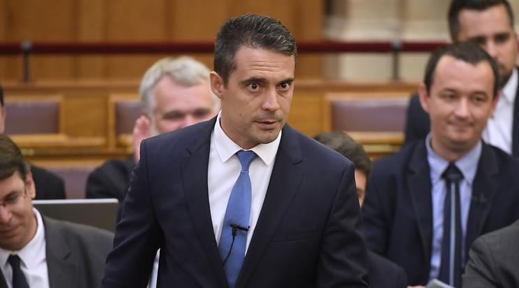 A Vona Gábor vezette Jobbik üzleti titokra hivatkozva hallgat az ügyben /Fotó: MTI/ Kovács Tamás