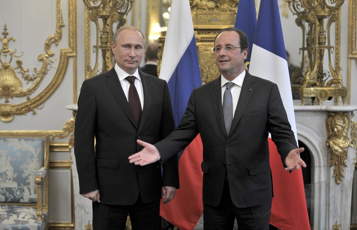Francois Hollande i Władimir Putin EPA/FRED DUFOUR/PAP