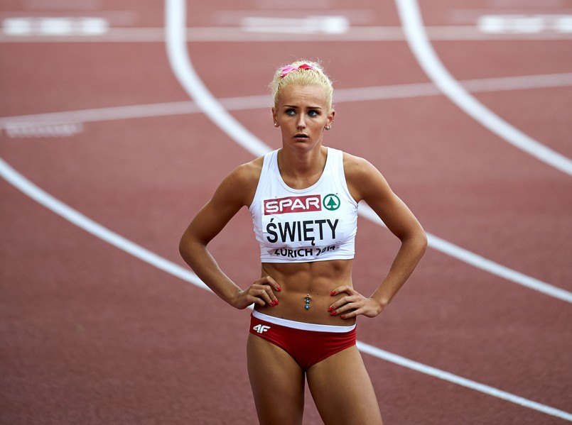 Justyna Święty po biegu eliminacyjnym na 400 m