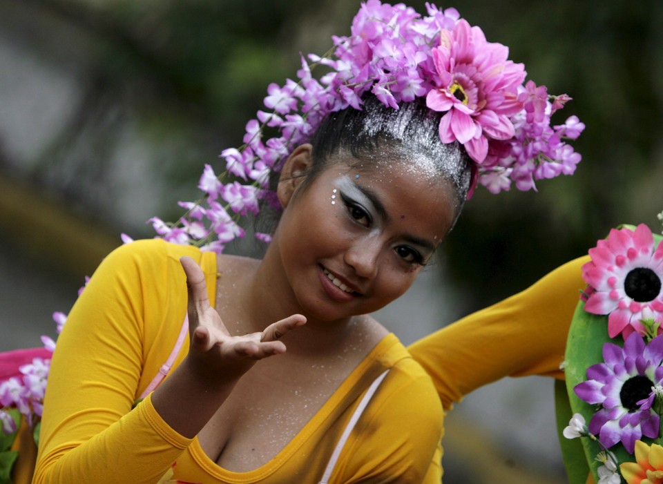 PHILIPPINES CARACOL FESTIVAL