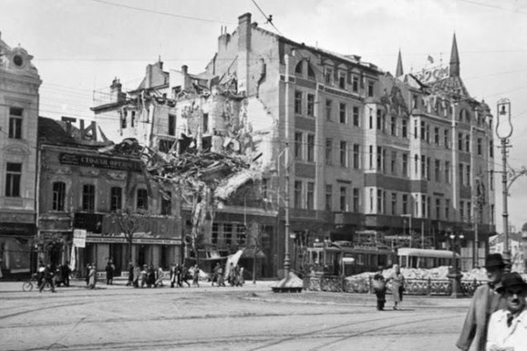 (VIDEO) Ovo je JEDINI ORIGINALNI snimak bombardovanog Beograda 6. aprila 1941. godine: Kadrovi koji su decenijama bili sklonjeni od javnosti