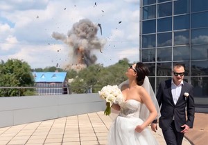 Dron eksplodirao mladencima iznad glave u Ukrajini