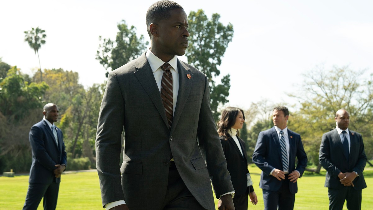 Sterling K. Brown w serialu "Paradise"
