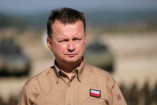 Rozporządzenie ws. zakazu noszenia mundurów i jego części m.in. podczas zgromadzeń