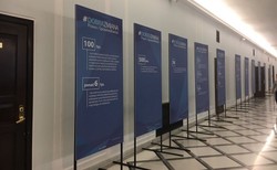 Opozycja oburzona sejmową wystawą o sukcesach Szydło. "To propaganda w gomułkowskim stylu"