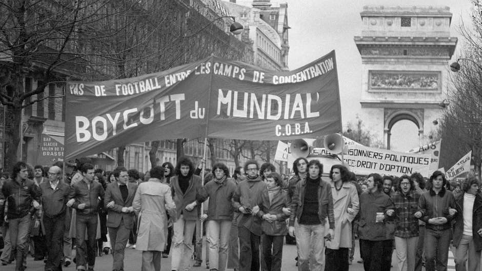 Protesty przeciwko mundialowi w Argentynie, Paryż 1978
