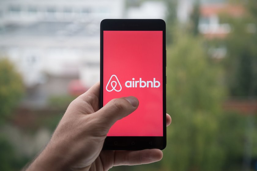 Wynajęła pokój na Airbnb i została zgwałcona. Otrzyma gigantyczne odszkodowanie