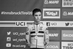 W tym miejscu doszło do tragicznego wypadku Bjorga Lambrechta. To prosta i szeroka droga [FOTO]