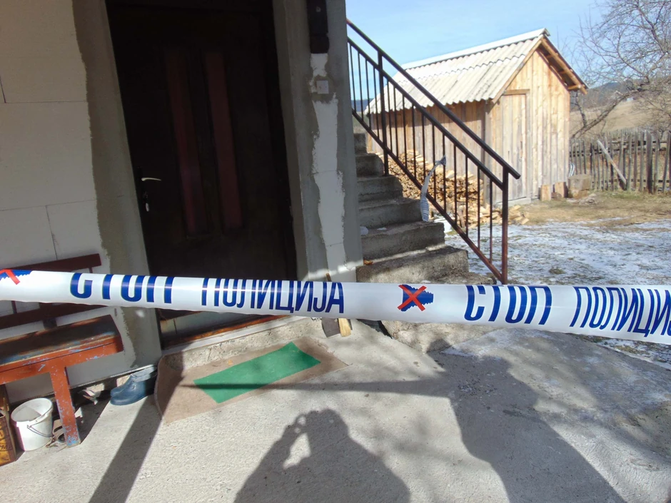 Struja udarila Uroša dok se kupao, Jovana stradala dok je pokušavala da spase mladića