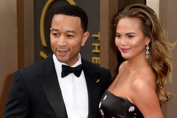John Legend i Christine Teigen
