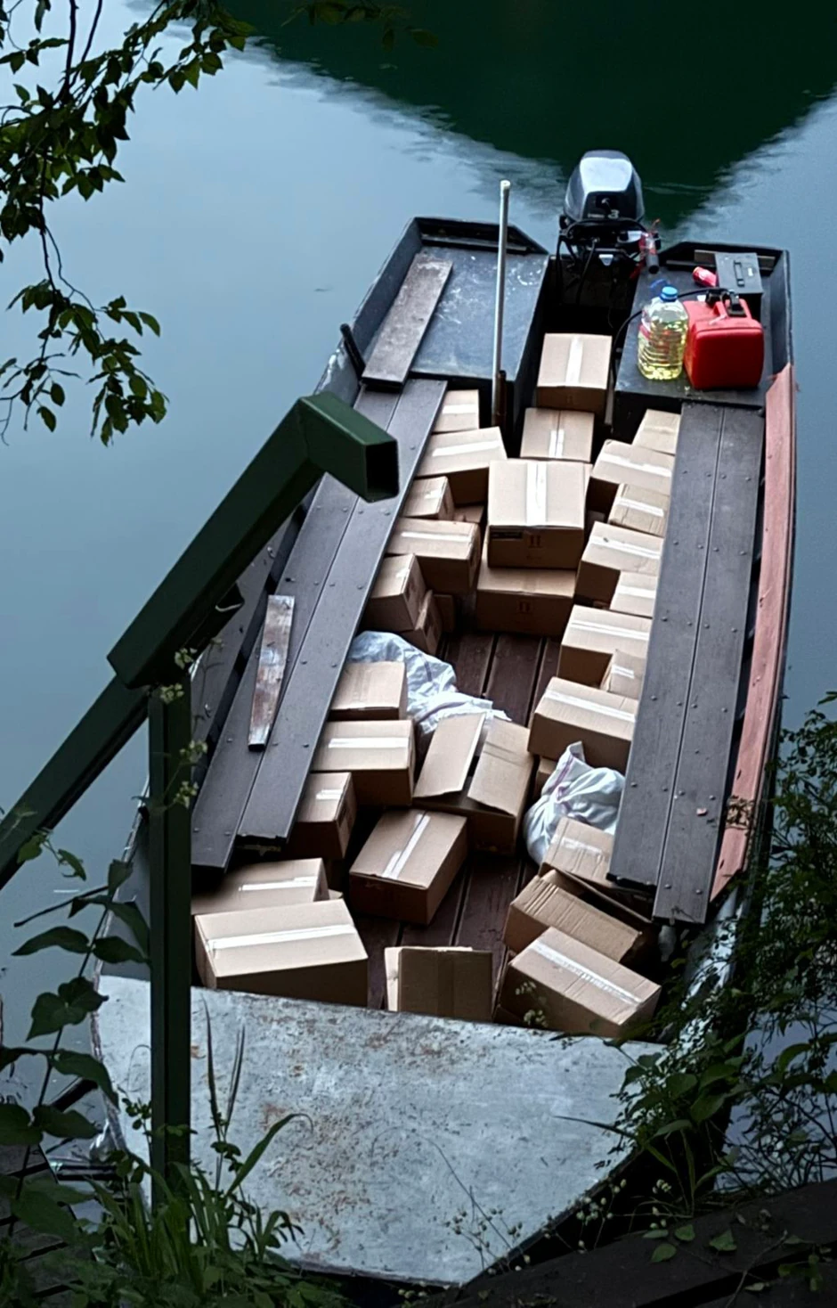 Zaplenjena roba na granici 