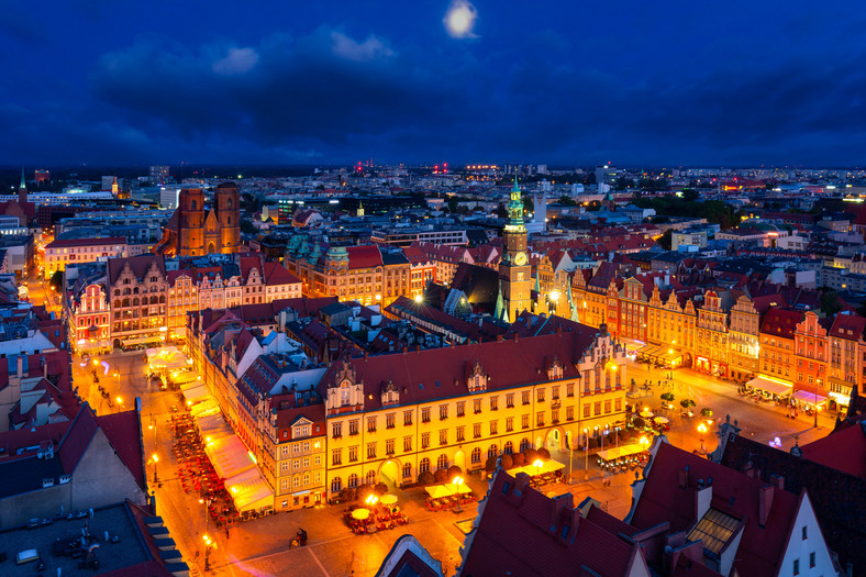 Wrocław — średnia prędkość wysyłania dla internetu mobilnego: 11,34 Mb/s
