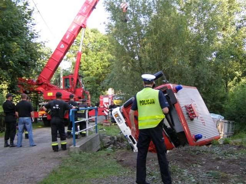 Wypadek wozu strażackiego. Kierowca był pijany?