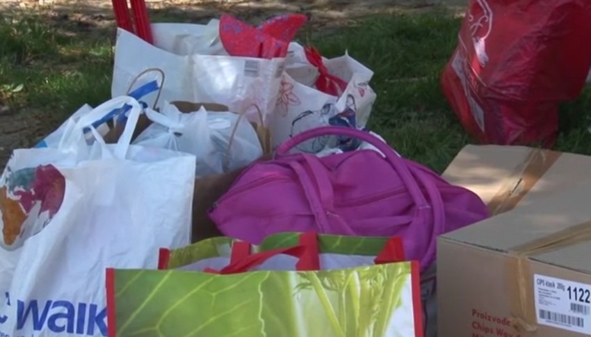 Prikupljene su namirnice, slatkiši, sredstva za higijenu, igračke...