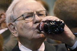 Warren Buffett uwielbia McDonald's. Jest gotów poświęcić rok życia, aby jeść to, na co ma ochotę