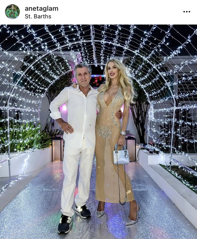 "Żony Miami". GlamKurp wspieram ekonomię wylewaniem szampana Plejada.pl