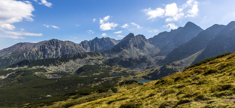 Akcja ratunkowa w Tatrach. Turyści zignorowali zamknięcie szlaku