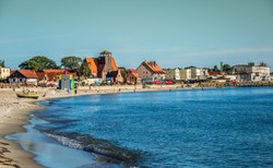 Stalin zamiast Baczyńskiego na plakatach. Hel przeprasza za wpadkę