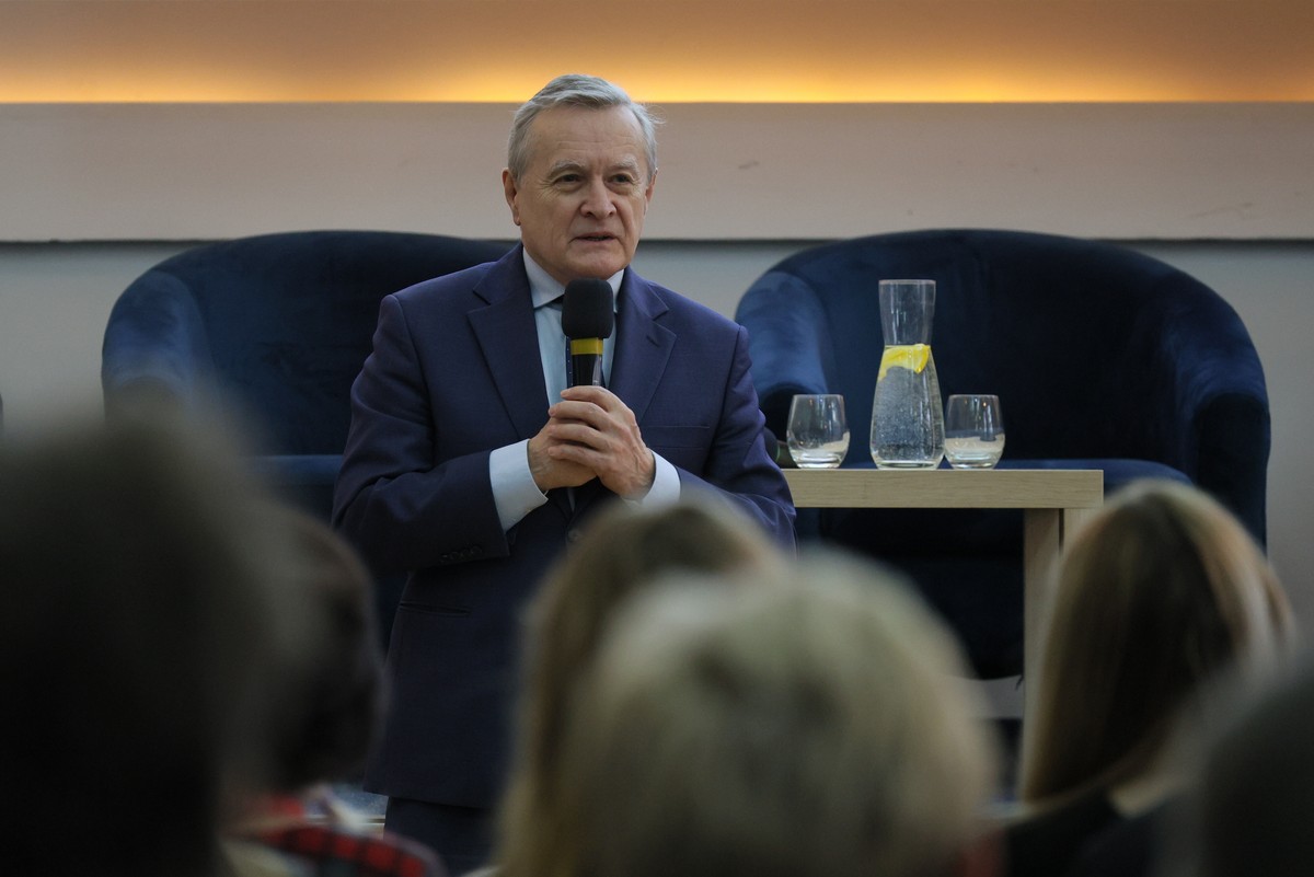 Konwencja PiS w stolicy. Padają zarzuty o katastrofalne zarządzanie Warszawą