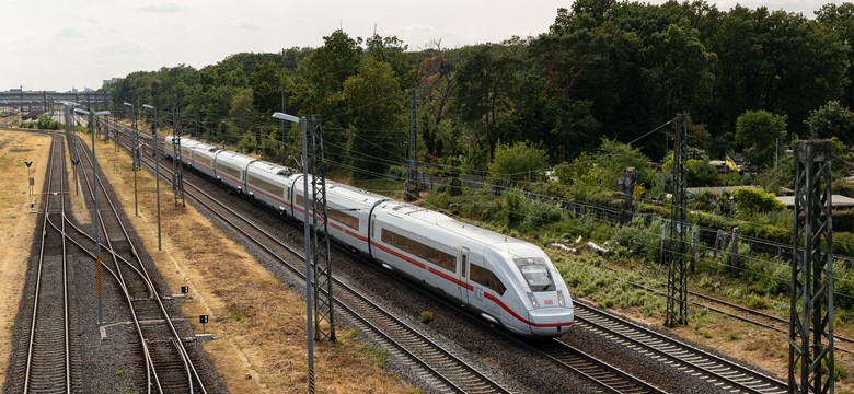 Tak źle z niemiecką koleją jeszcze nie było. "Planowanie podróży staje się loterią"