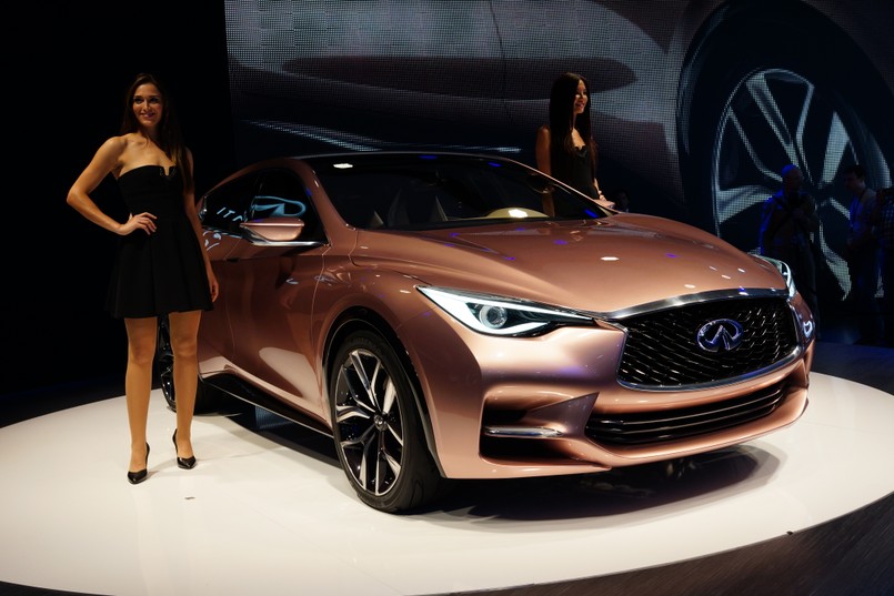 Infiniti Q30 Concept