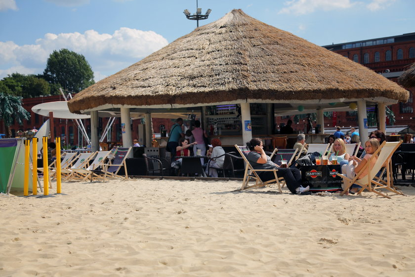 Plażowanie w centrum miasta