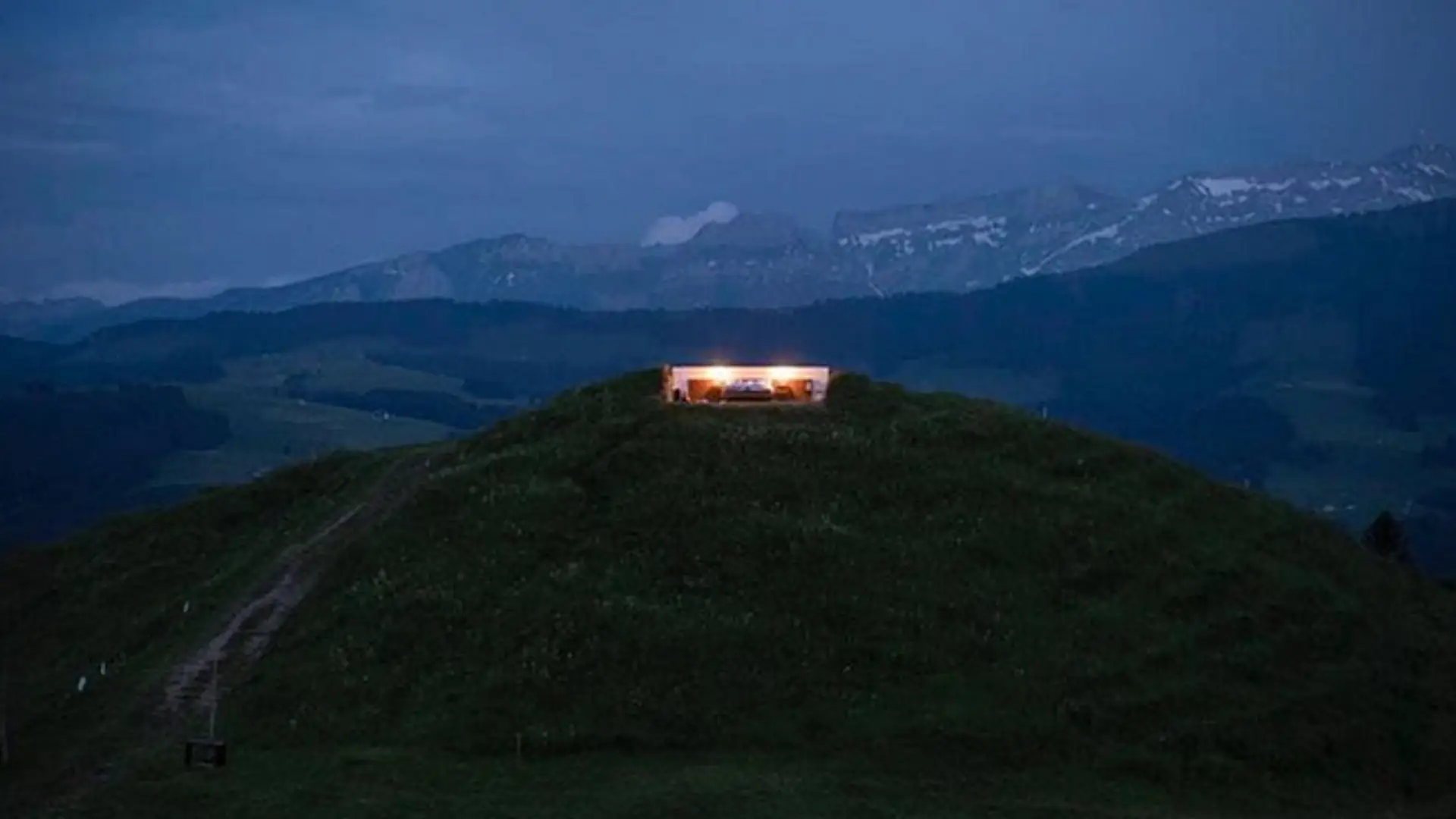 Hotel bez ścian pośród Alp. Te widoki... ❤