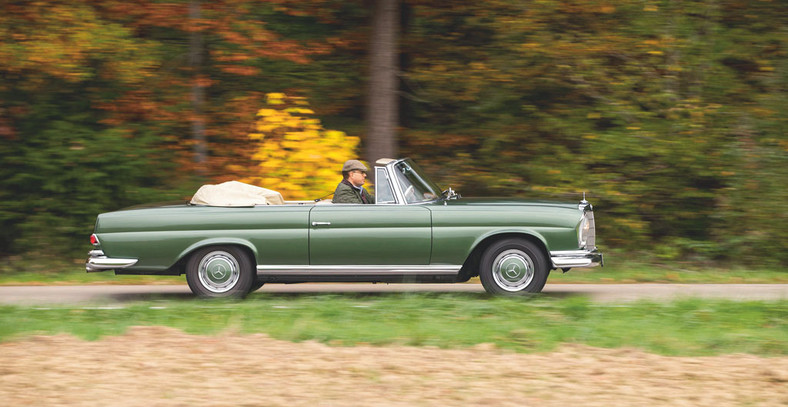 Mercedes 220 SEb Cabriolet - świadek złotych czasów