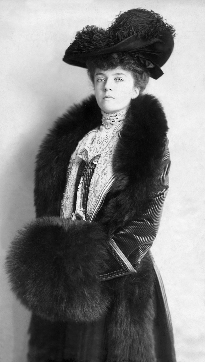 Alis Ruzvelt