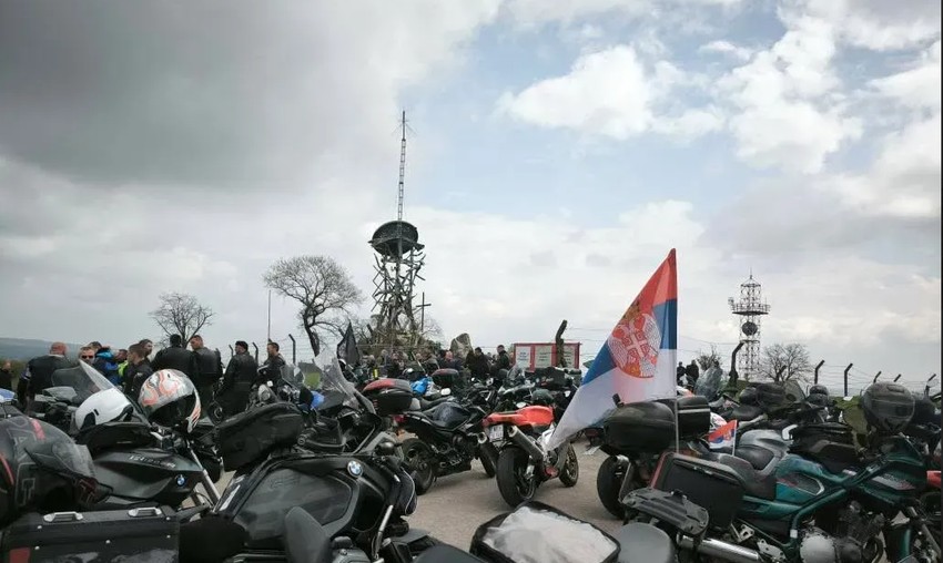 Bajkeri na Straževici