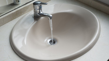 Rozwiązania na czasie, dzięki którym zaoszczędzisz wodę i energię w łazience