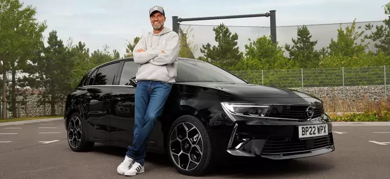 Jürgen Klopp odebrał nowe auto. Po Liverpoolu będzie jeździł Oplem Astrą