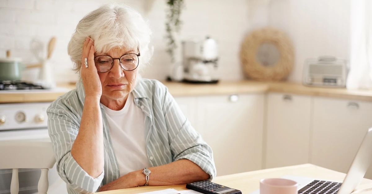 33,5 tys. zł na osobę. Seniorzy zadłużają się na potęgę. Niepokojące dane