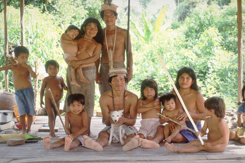 Indianie Jivaro z regionu Rio Maranon, Peru