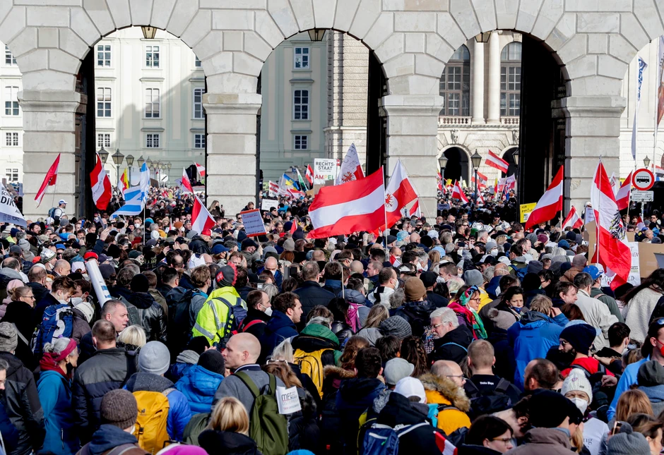 Protesti u Austriji zbog kovid restrikcija