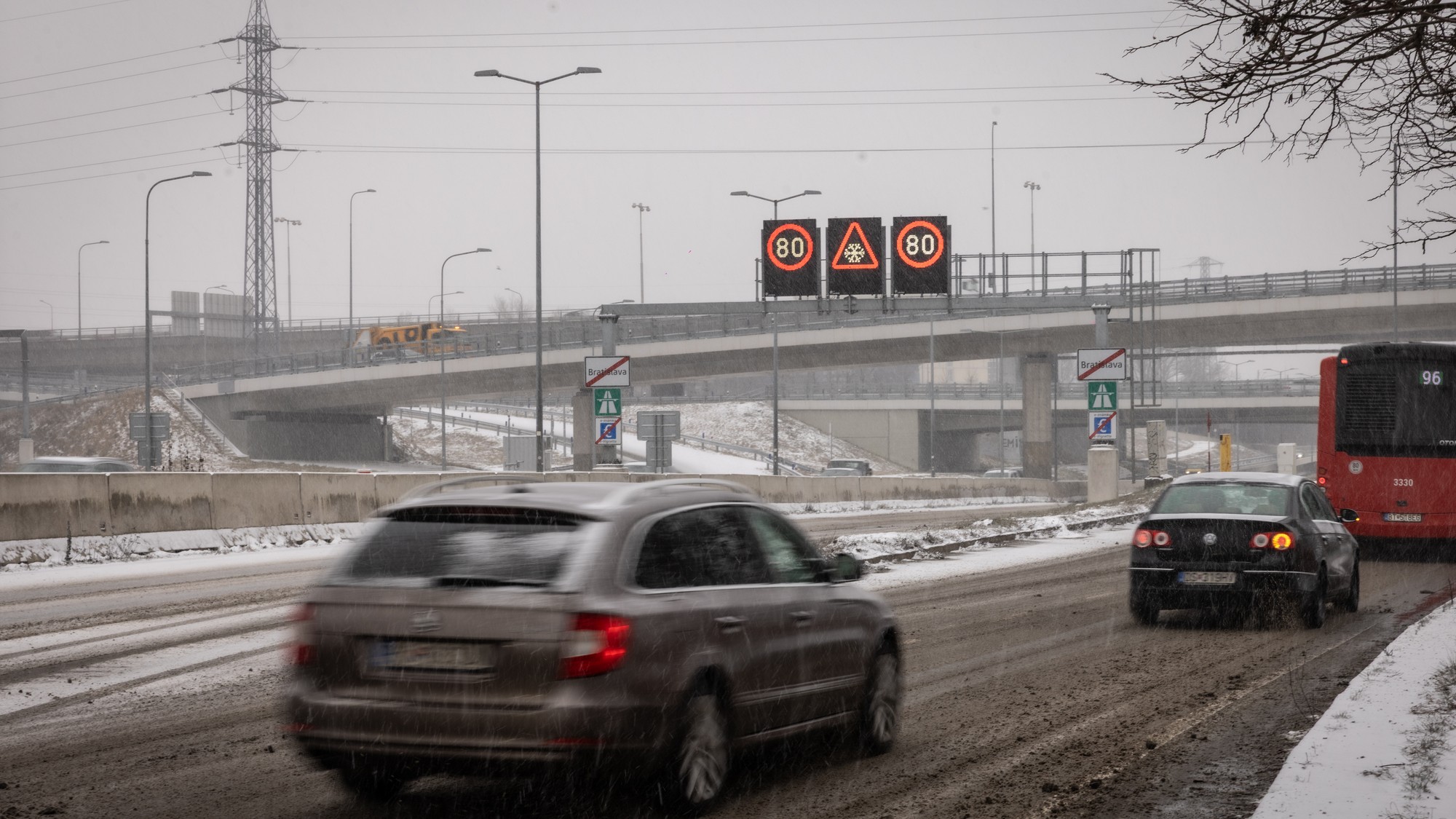 Sneženie v Bratislave