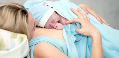 Poród przez cesarskie cięcie naraża dzieci na poważne choroby