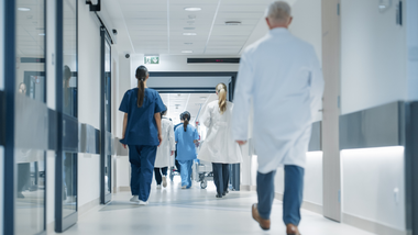 szpital wstrzymuje przyjęcia. oblodzone ulice sparaliżowały ortopedię