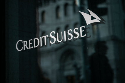 Szwajcarski bank ma kłopoty. Pożyczy miliardy