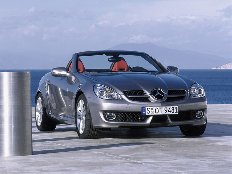 Mercedes-Benz SLK 2008: mocniejszy z mniejszym zużyciem