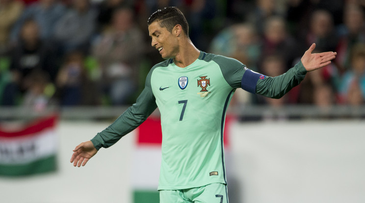 A magyar-portugál meccsen Ronaldo gólpasszából született a vendégek gólja /Fotó: AFP