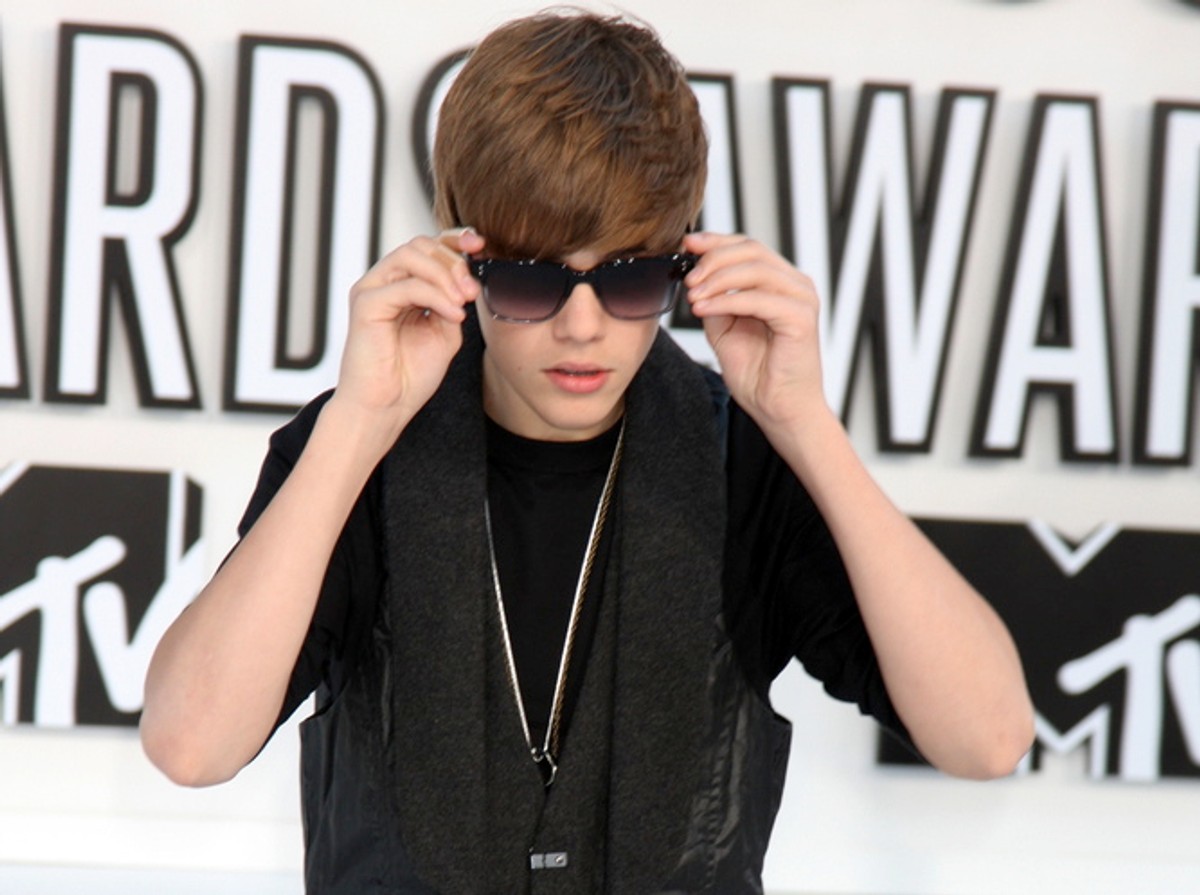 Justin Bieber w szoku. Na osiemnastkę dostał....