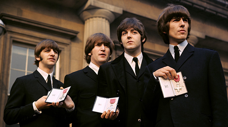 1965-ben ezen a napon ütötték lovaggá (MBE) a Beatles tagjait /Fotó: Northfoto
