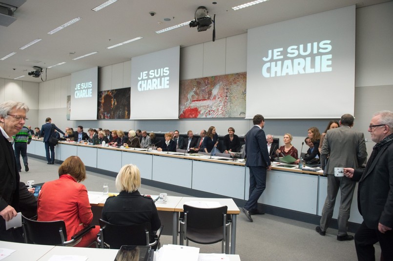 Konferencja w Berlinie. Świat w reakcji na zamach we Francji